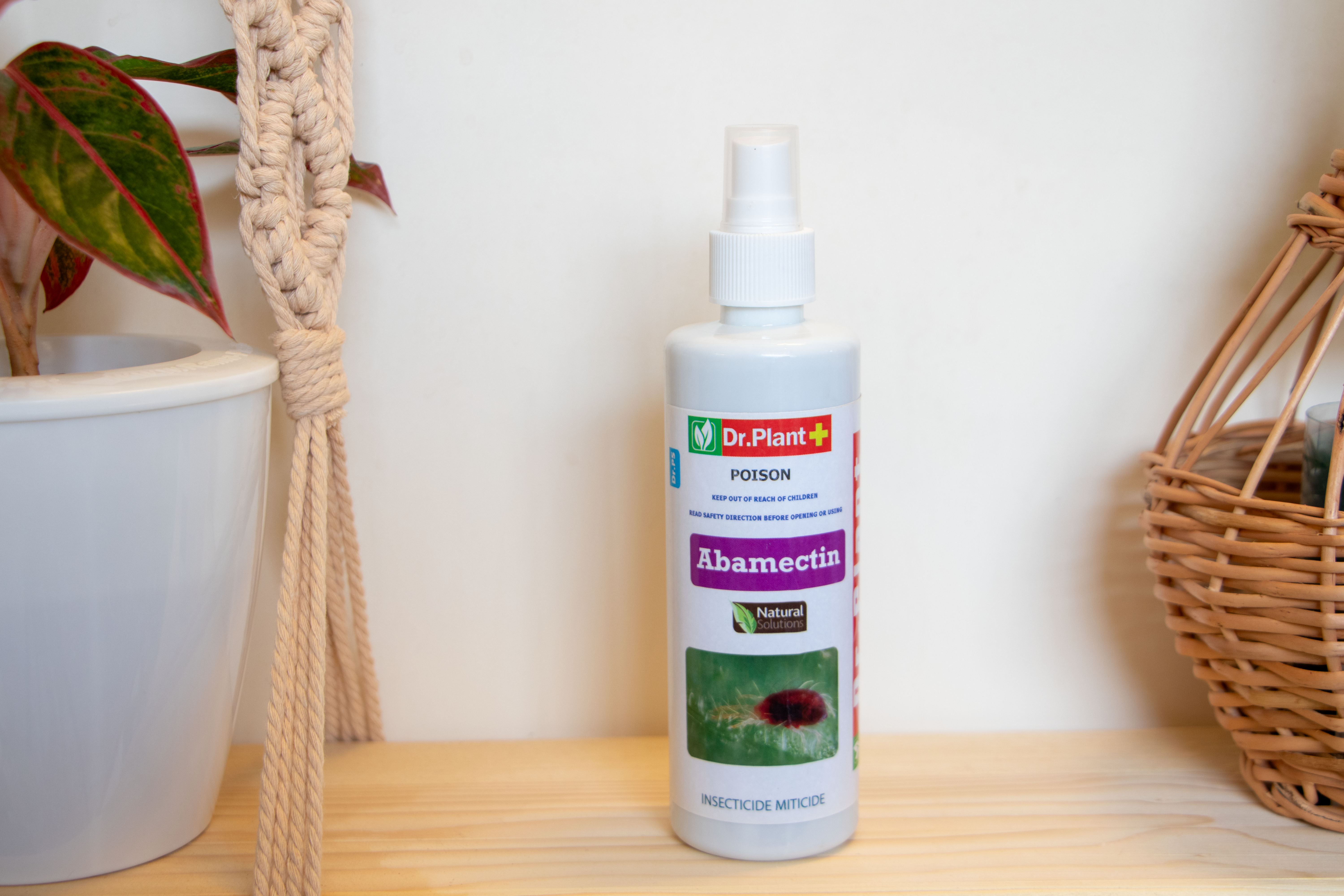 سم آبامکتین